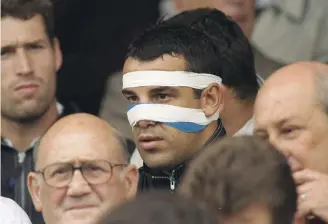  ??  ?? French casualty: Christophe Lamaison is forced to watch Brive’s Heineken Cup match against Bath after the battle with Pontypridd