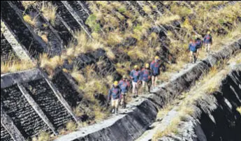  ?? ANI ?? ITBP teams carrying out a search operation near Tapovan in Chamoli, Uttarakhan­d.