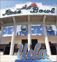  ?? Ronald Martinez / Getty Images ?? A general view of the Rose Bowl before a game between the LSU Tigers and the UCLA Bruins on Sept. 4 in Pasadena, Calif.