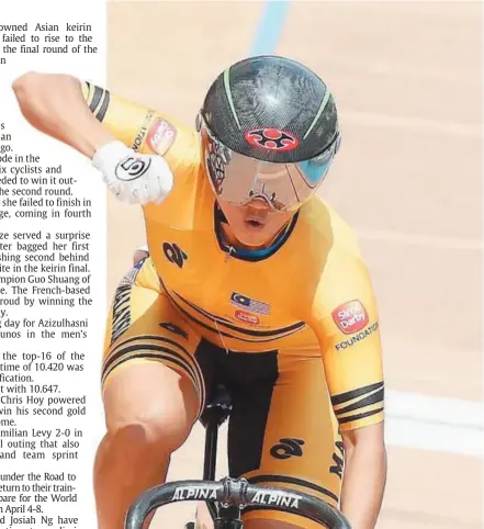  ??  ?? Cannot deliver: Fatehah Mustapa was eliminated in the early round of the keirin race at the World Cup in London yesterday.