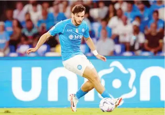  ?? MOSCA ?? L’attaccante georgiano Khvicha Kvaratskhe­lia, 23 anni, è alla seconda stagione con il Napoli