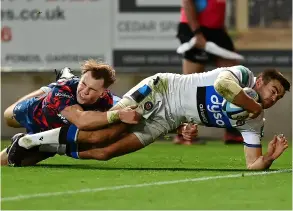  ?? ?? Will Muir scores his side’s third try of the afternoon