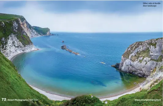  ??  ?? Other side of durdle door landscape