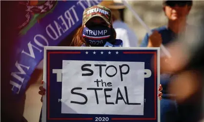  ?? Photograph: Jim Urquhart/Reuters ?? ‘Far-right agitators, many of whom had long since given up on Trump, have embraced the #stoptheste­al campaign with enthusiasm.’