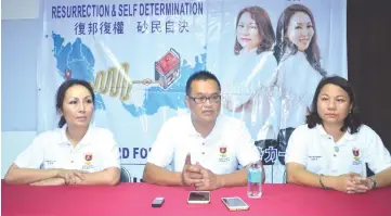  ??  ?? (From left) Lau, Moh and Tiew during the press conference yesterday.