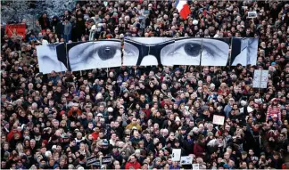  ??  ?? La France est Charlie, le 11 janvier. Est-ce si sûr   ?