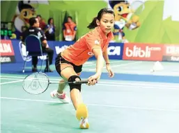  ?? JAWA POS PHOTO ?? HARAPAN: Dinar Dyah Aystine menjadi wakil Indonesia di final Vietnam Internatio­nal Challenge 2018 hari ini. Dia akan melawan pemain Jepang Asuka Takahashi.