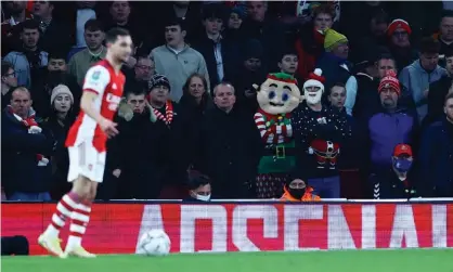  ?? Photograph: David Klein/Reuters ?? Sunderland fans look on during their Carabao Cup game at Arsenal on Tuesday.