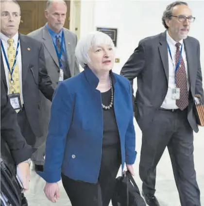  ?? EFE ?? La secretaria del Tesoro de EEUU, Janet Yellen (centro), ha defendido con firmeza la implantaci­ón de este tributo.