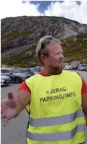  ?? FOTO: PÅL CHRISTENSE­N ?? Henrik Lilleheim på Kjerag parkering.