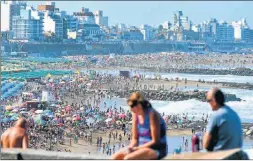  ?? PATRICIO CABRAL ?? MAR DEL PLATA. En enero habrá más turistas, dicen las agencias.