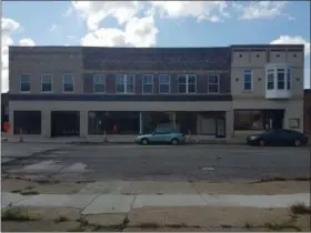  ?? KEITH REYNOLDS — THE MORNING JOURNAL ?? The new location of the Lorain County Community Action Agency at 936 Broadway Ave. The agency will move from their longtime 502/506 Broadway Ave. location to the space a few blocks starting on Sept. 18.