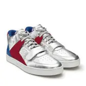  ??  ?? CELINE HOMME
Z CT-02 metallic calfskin trainers / € 620