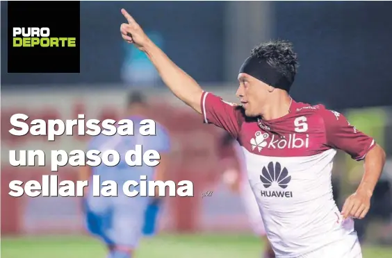  ?? RAFAEL PACHECO ?? Christian Bolaños celebraba anoche uno de los goles en la victoria de Saprissa, 1 a 3, sobre Grecia, en el estadio Colleya Fonseca.