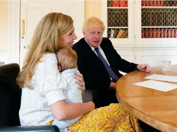  ?? (Downing Street) ?? Carrie Symonds and Boris Johnson with their son Wilfred