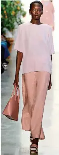  ??  ?? Chic: Mansur Gavriel show