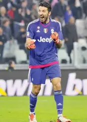  ?? ANSA ?? La grande felicità di Gianluigi Buffon, 37 anni