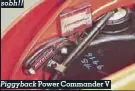  ??  ?? Piggyback Power Commander V lengkap dengan auto tune untuk mengatur debit bahan bakarnya