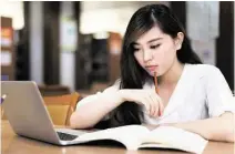  ??  ?? Today, most online classes have seamless production and participat­ion tools and can be completed on a PC, tablet or smartphone.