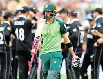  ?? ANDREW BOYERS Reuters ?? FAF DU PLESSIS looks dejected as he walks off after being bowled by Lockie Ferguson. |