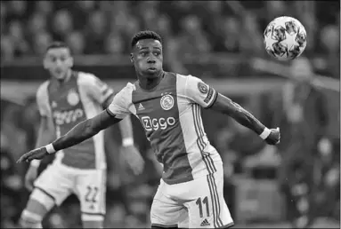  ??  ?? Arsenal overweegt een bod neer te leggen bij Ajax voor Quincy Promes. (Foto: Goal)