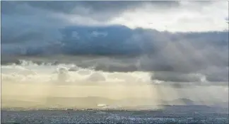  ?? PHOTO/PAUL TAYLOR ?? WEATHER WATCH: Clouds hovered over Hastings yesterday after two days of rain, ahead of a forecast of almost another week before more rain.