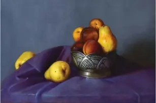  ??  ?? 3
Peaches in a Silver Bowl, oil on canvas, 16 x 24"