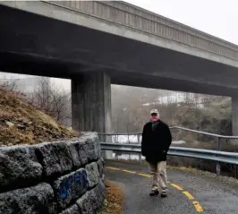  ?? FOTO: INNSENDT ?? Her er kravene til sikt på gang- og sykkelvege­r ikke i naerheten av å vaere oppfylt, skriver Theis Theisen.