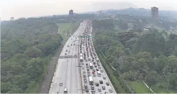  ??  ?? Impacto ambiental. La zona que resultaría afectada es de recarga hídrica.