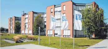  ??  ?? Hier entstehen Innovation­en: das Forschungs- und Entwicklun­gszentrum der ZF Friedrichs­hafen AG.