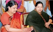  ??  ?? J. Jayalalith­aa (right) and her associate Sasikala Natarajan were together through thick and thin for nearly 33 years.