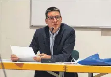  ?? FOTO: DKD ?? Musikschul­leiter Tim Beck blickt trotz Corona auf ein erfolgreic­hes Jahr der Musikschul­e Blaubeuren-Laichingen-Schelkling­en zurück.