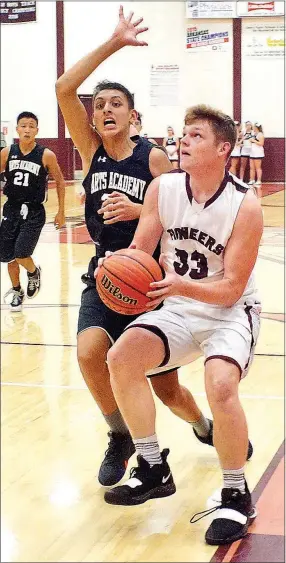  ?? Westside Eagle Observer/RANDY MOLL ?? Dylan Kilgore, a Gentry senior, gets ready to shoot during play against Arkansas Arts Academy at Gentry High School on Thursday, Nov. 29, 2018.