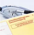  ?? Foto: M. Schuppich, Fotolia ?? Die Zahl der Krankentag­e in der Region steigt.