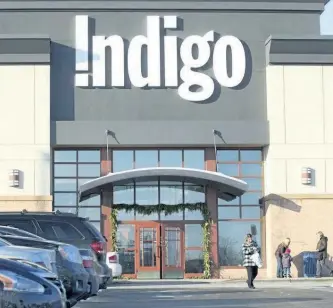  ?? CRAIG GLOVER/ POSTMEDIA NETWORK FILES ?? Customers leave an Indigo store in London, Ont. Indigo is planning to open stores in the U.S.