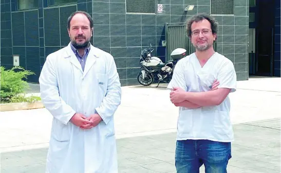  ?? ?? Óscar Piñero e Ignacio Romero, del Servicio de Oncología Médica del Instituto Valenciano de Oncología (IVO)