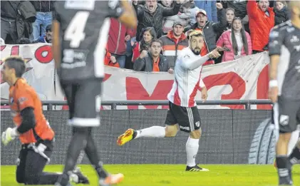  ?? PRENSA RIVER ?? Sin equivalenc­ias. Lucas Pratto celebra la segunda conquista de River, que ni transpiró para golear a Central Norte.