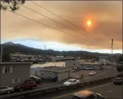  ?? SHERRY LAVARS — MARIN INDEPENDEN­T JOURNAL ?? Smoke from the Woodward and other north bay fires blankets the sky over San Rafael in August.