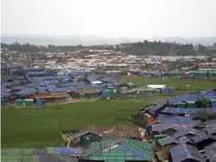  ??  ?? The Bangladesh­i government is resistant to building schools in the refugee camps