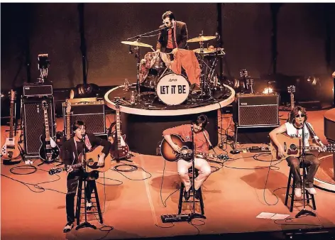  ?? FOTO: BB PPROMOTION ?? Die Beatles geben ein Wiedervere­inigungs-Konzert an John Lennons 40. Geburtstag. Szene aus „Let It Be“.