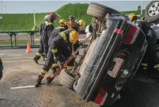  ?? Dubai Police ?? Car accidents are among the challenges set up to test teams competing in this year’s UAE Rescue Challenge