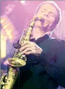  ?? Foto Ap ?? El saxofonist­a en un concierto en el auditorio Stravinski durante el 34 Festival de Jazz de Montreux, Suiza, en 2000.