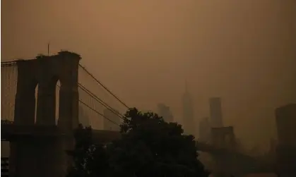  ?? Photograph: Shuttersto­ck ?? Wildfire smoke is seen in New York City on 8 June. Those in New York City and on Long Island can expect ‘moderate’ air quality on Wednesday.