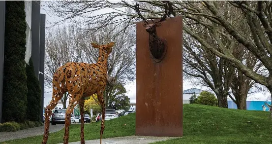 Doe and her deer head reunited at long last - PressReader