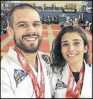  ?? SUBMITTED PHOTO ?? Jake Mackenzie has found success in Brazilian ju-jitsu and his wife Melissa Britez Costa is also showing she can hold her own.