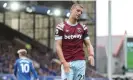  ?? Rob Newell/CameraSpor­t/Getty Images ?? Tomas Soucek cuts a frustrated figure for West Ham. Photograph: