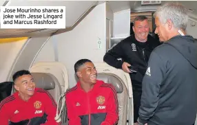  ??  ?? Jose Mourinho shares a joke with Jesse Lingard and Marcus Rashford