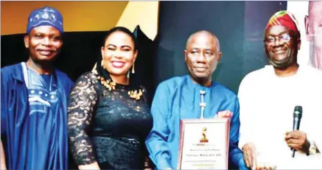  ??  ?? L-R: Head, Oil &amp; Gas, Linkage Assurance Plc, Mr. Tony Saiki; General Manager, Marketing, Mrs. Joyce Ojemudia; Acting Managing Director/CEO, Mr. Daniel Braie and President, Chartered Institute of Stock Brokers, Adedapo Adekoje, when Linkage Assurance won the Pearl Sectoral Leadership Award in Insurance Category in Lagos...recently