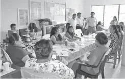  ?? Luis A. Valera ?? PAPANTLA, Ver.- Aspecto de reunión de consejos técnicos/