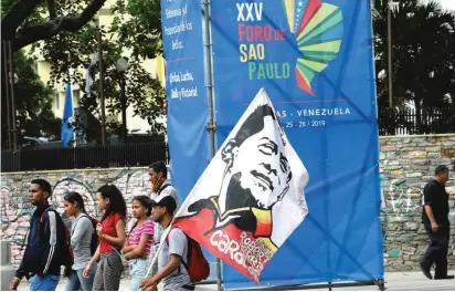  ?? FOTO AFP ?? Este encuentro de militantes de izquierda se realiza anualmente en un país diferente. Recibe su nombre por la primera ciudad que celebró el primer encuentro en 1990 en Brasil.